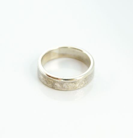 6mm half textured Rokke ring from The Middle Green